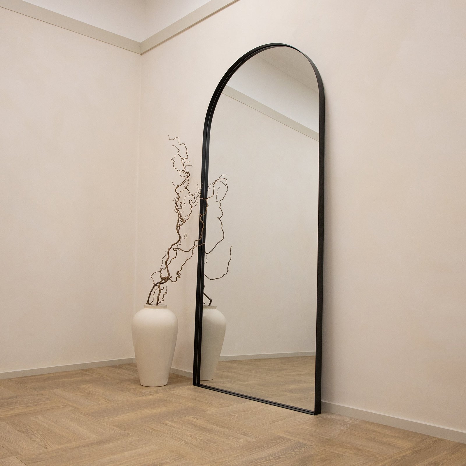 Arcus - Full Length Arched Black Extra Large Metal Mirror 200cm x 90cm - Image 6