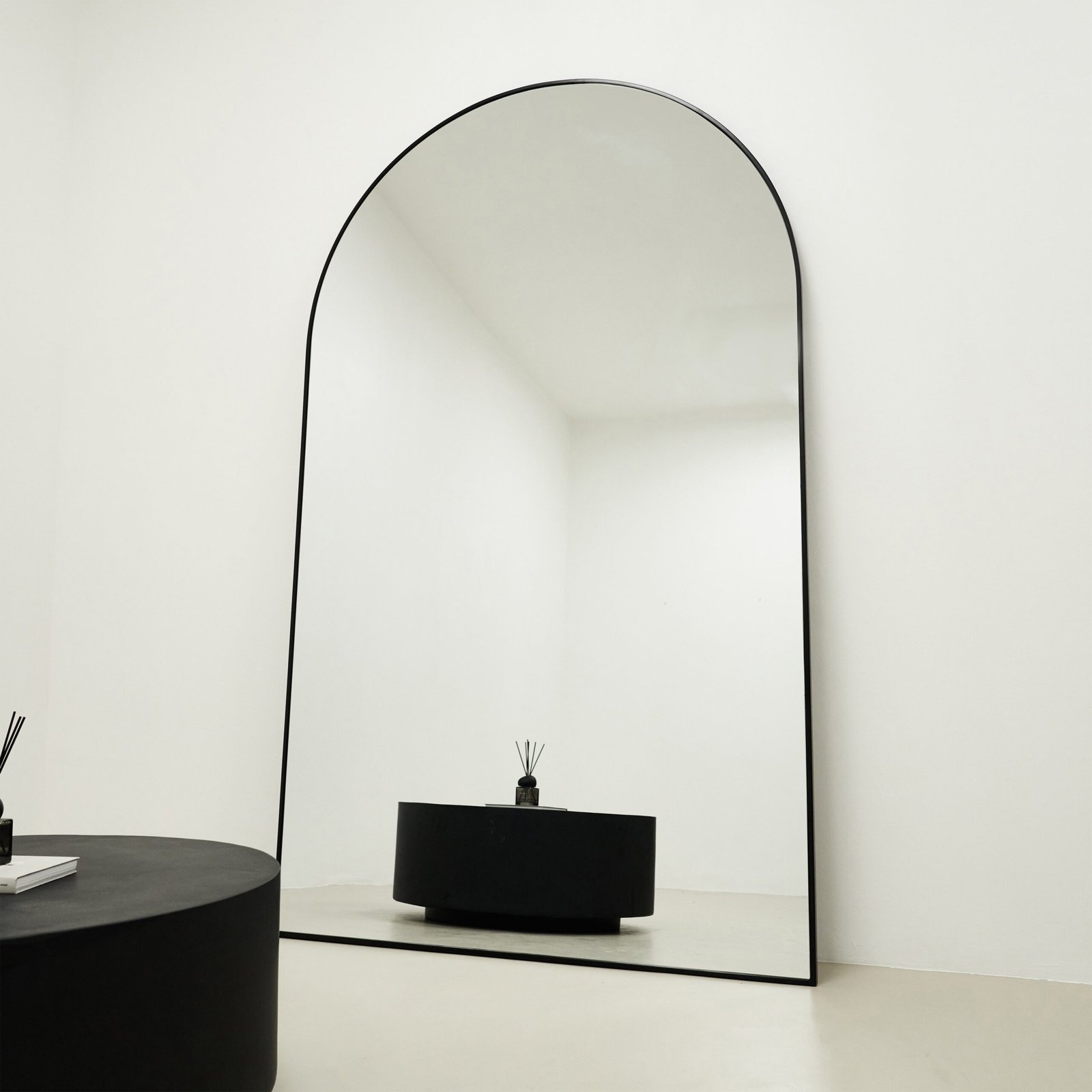 Liberty - Black Full Length Arched Metal Mirror 200cm x 120cm - Image 5